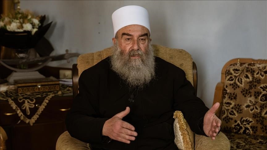 Lideri druz Al Hijri rifillon nxitjen kundër shtetit sirian  ndjekësit i quan  pjesë të Izraelit 