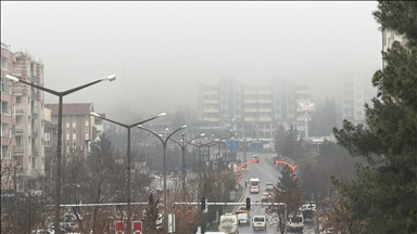 Li Mêrdînê ba, baran û mij heye