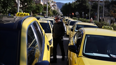 Taksisti u Atini stupili u 48-satni štrajk