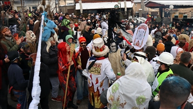 Vevčanski karneval počeo uz tradicionalni defile maski i kostima