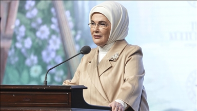 Emine Erdoğan: Teknolojinin sunduğu imkanları insani bir dokunuşla genişletecek her yaklaşım vazgeçilmezdir