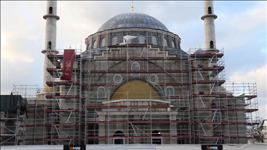 رب ضارة نافعة.. خطاب عنصري يولد موجة تضامن مع مسجد في فرنسا