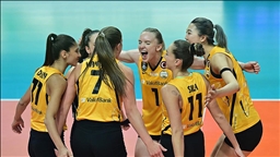 VakıfBank Kadın Voleybol Takımı, lig ve Avrupa'da doludizgin
