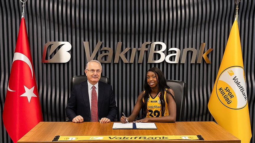 VakıfBank Kadın Voleybol Takımı, İtalyan pasör çaprazı Adhuoljok Malual'ı kadrosuna kattı