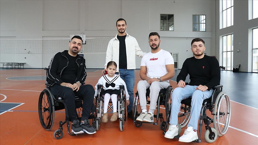 Tedavi için geldikleri hastaneden TÜBİTAK projesi ile lisanslı sporcu olarak çıktılar
