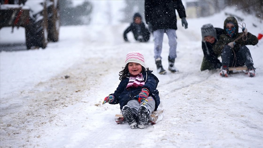 Tunceli'de buzlanma ve don olayları nedeniyle eğitime yarın ara verildi