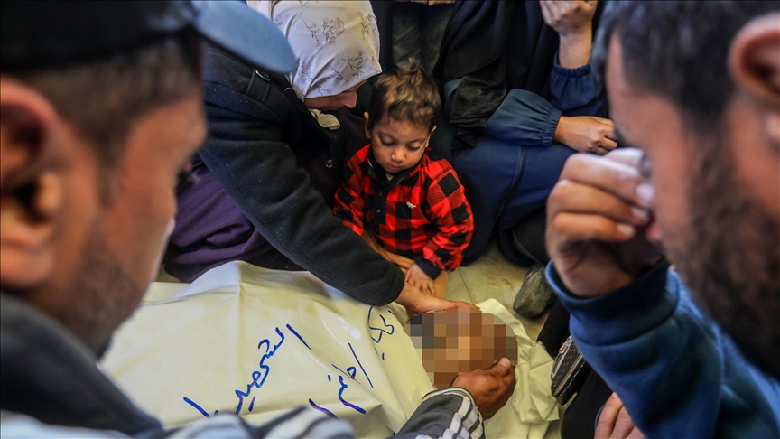 مقتل ممرض فلسطيني بقصف إسرائيلي جنوبي غزة