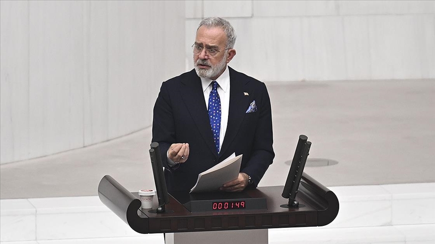 Yenişehirlioğlu: Kapımıza sığınan hiçbir Suriyeliyi mezhebine, etnik kökenine bakarak asla ayırmadık