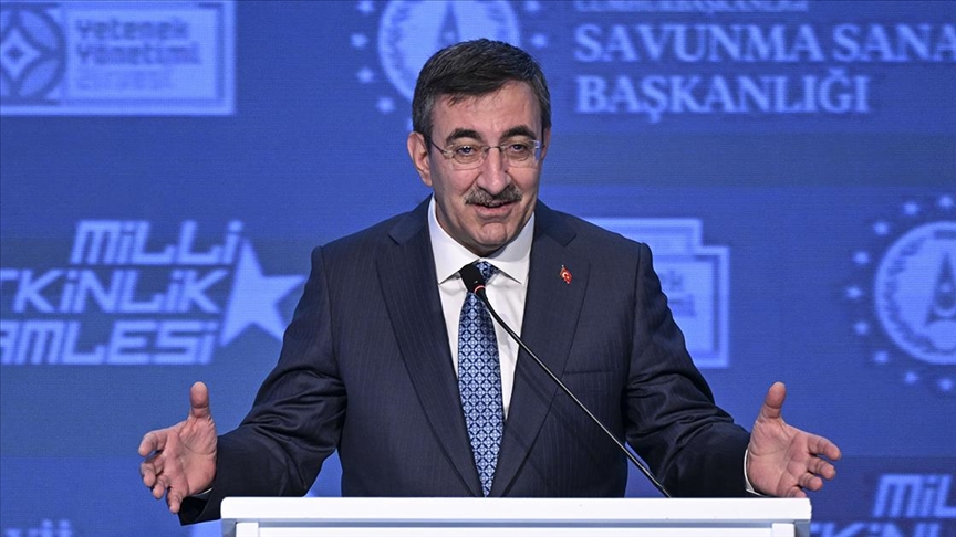 Cumhurbaşkanı Yardımcısı Yılmaz: Savunma ve havacılık sanayisi ihracatını milyar dolarlar seviyesine taşımak mümkün