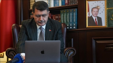 Ankara Valisi Şahin, AA'nın "Yılın Kareleri" oylamasına katıldı