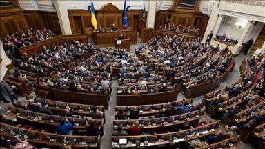 Ukraine : le Parlement limoge les hauts responsables de la défense et de la sécurité lors d’un remaniement