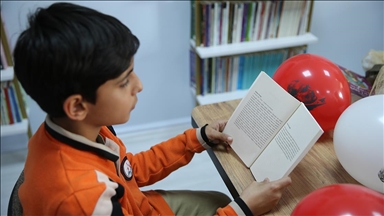 Aydınlı çiftin eğitim sevdası Siirt'te kütüphaneye dönüştü