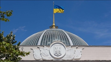 Верховная Рада Украины продлила военное положение и мобилизацию 