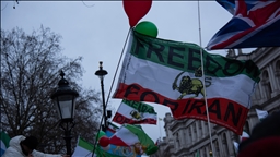 Cuatro personas fueron arrestadas la noche del martes tras un ataque a la Embajada de Irán en La Haya