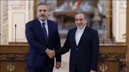 پەیوەندی تەلەفۆنی وەزیرانی دەرەوەی تورکیا و ئێران