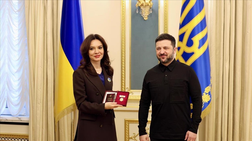 Spiropali vazhdon vizitën në Kiev, dekorohet nga presidenti Zelenskyy