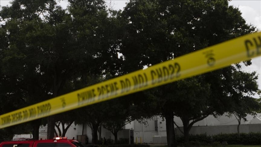 Minneapolis demands US federal law enforcement officers leave 'immediately' after agent shoots man