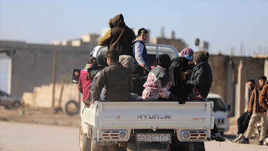 Terör örgütü YPG/SDG Deyr Hafir’den sivillerin çıkışını engelliyor