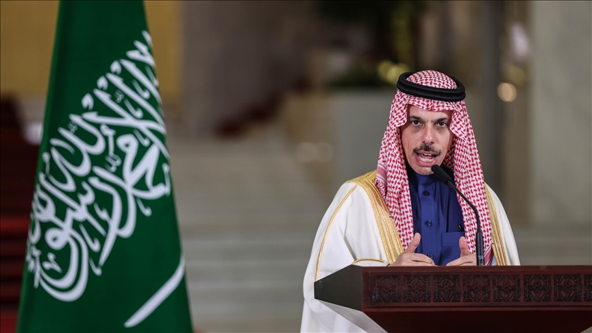Saudi foreign minister discusses regional de-escalation with Iranian, Omani, Qatari counterparts