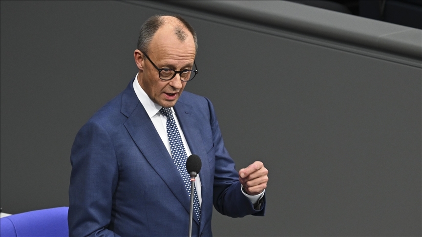 Almanya Başbakanı Merz nükleer enerjiden vazgeçmeyi "ciddi stratejik hata" olarak nitelendirdi