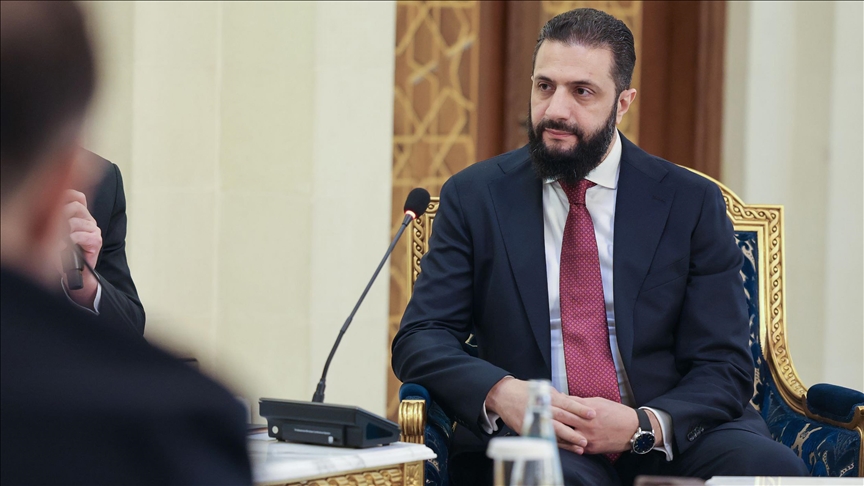 Sharaa: La puerta sigue abierta para las FDS con el objetivo de construir un Estado