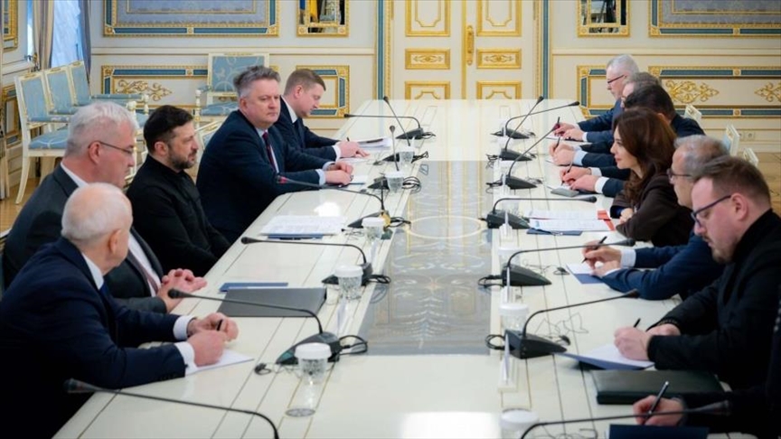 Зеленский провел переговоры с главой МИД Албании