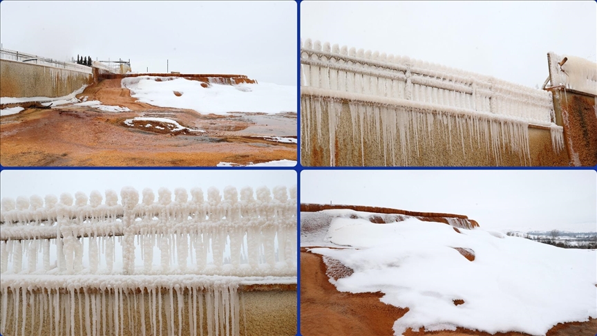 "Sivas'ın Pamukkale"si Altınkale'de buz sarkıtları oluştu 