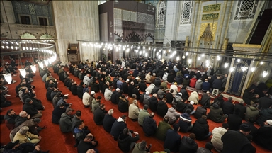 مساجد إسطنبول تحيي ليلة الإسراء والمعراج