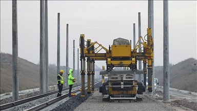 Kamu Yatırım Programı'nda bu yıl için 13 bin 887 projeye 1 trilyon 920,8 milyar lira ödenek tahsis edildi