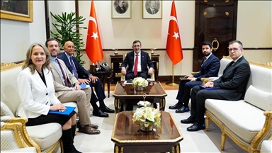 جێگری سەرکۆماری تورکیا یڵماز پێشوازی لە باڵیۆزی ئەمریکا لە ئەنقەرە باراک کرد