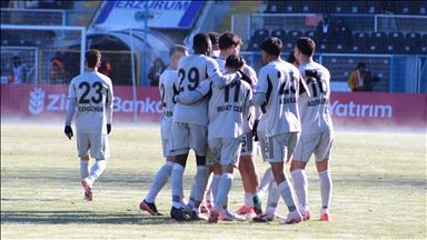 Erzurumspor FK, Çaykur Rizespor'u 2-0 mağlup etti