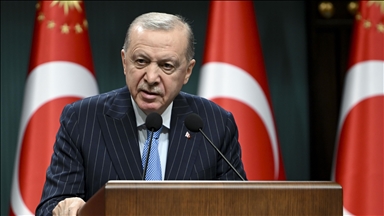 الرئيس أردوغان يهنئ العالم الإسلامي بمناسبة ليلة الإسراء والمعراج