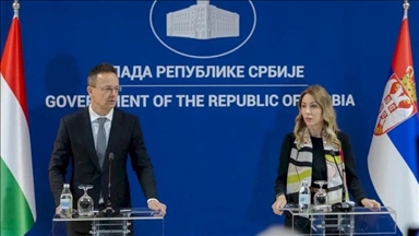 Mađarski MOL teži većinskom vlasništvu u NIS-u dok se vode pregovori o izlasku ruskih akcionara