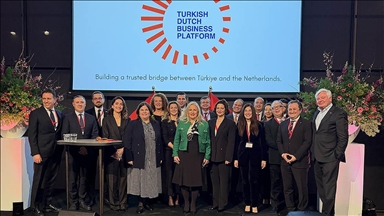 Hollanda'nın başkenti Amsterdam'da "Türkiye-Hollanda İş Platformu" kuruldu