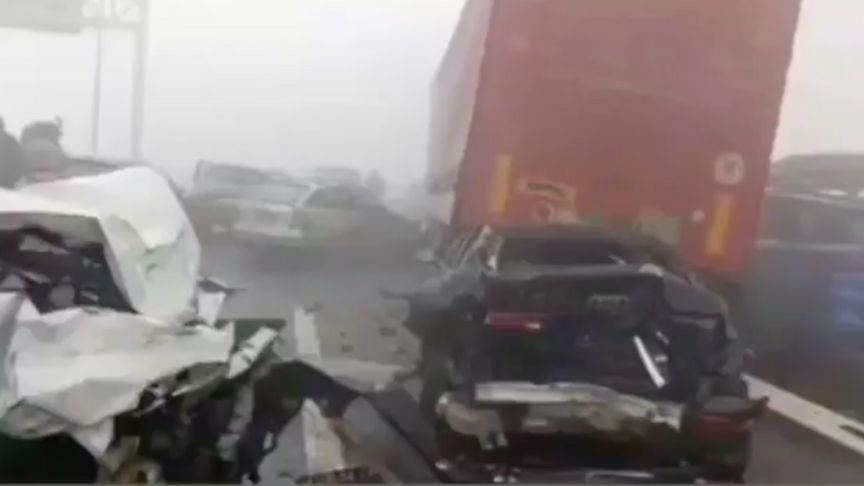 Četvero povrijeđenih u lančanom sudaru devet vozila u Srbiji