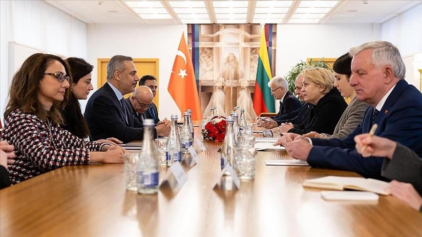 فيدان يشارك في اجتماع وزراء خارجية تركيا ودول البلطيق