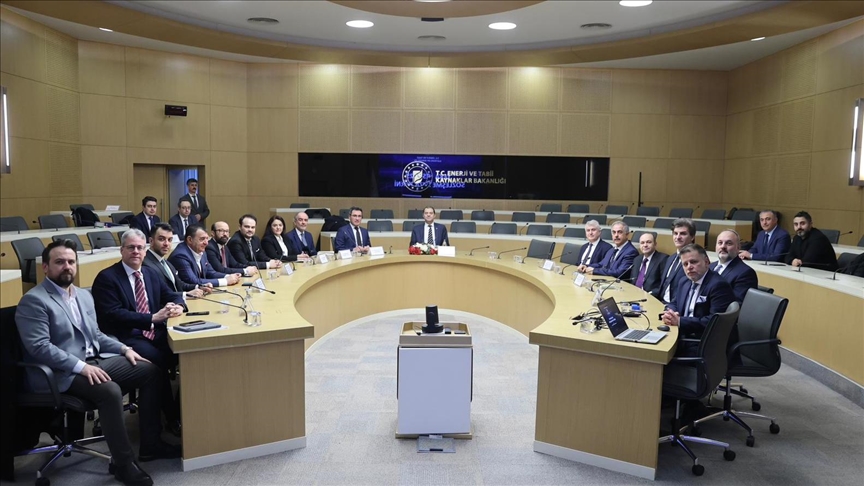 YEKA RES-2025 yarışmalarının sözleşmeleri imzalandı