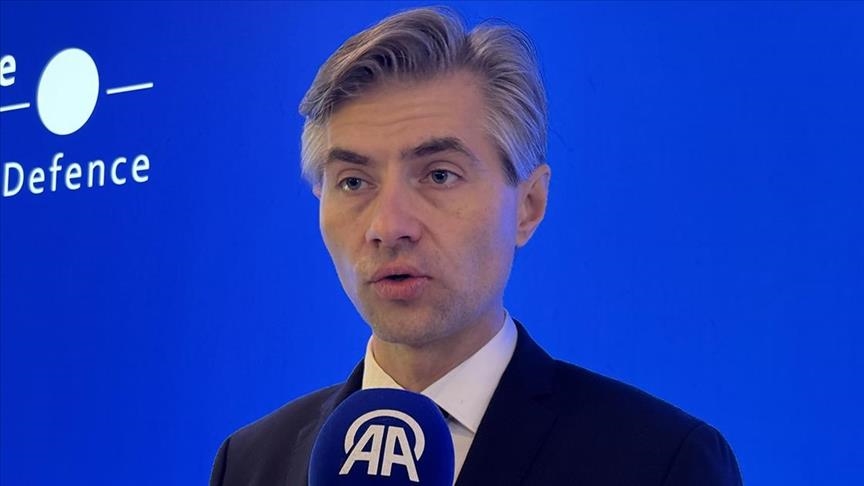 Litvanya Dışişleri Bakanı, Grönland'da askeri tatbikatlara katılmayı değerlendirmeleri gerektiğini söyledi