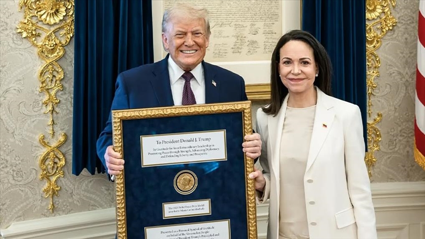 Venezuelanska opozicionarka Machado predala Trumpu Nobelovu nagradu za mir