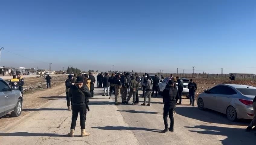 سوريا.. وفد أمريكي يصل منطقة دير حافر شرق حلب