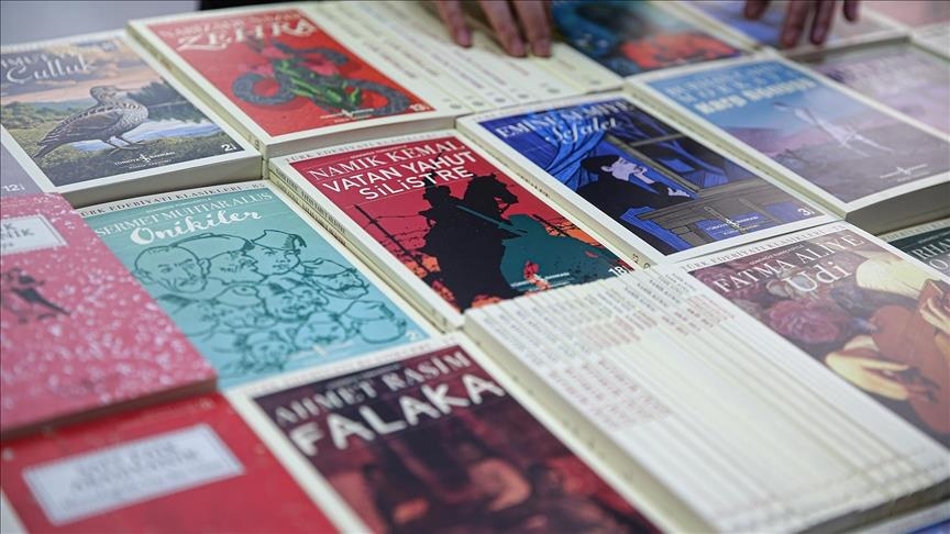 تركيا تطبع أكثر من 407 ملايين كتاب في 2025