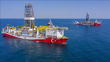 وزیر انرژی ترکیه: امسال 6 حفاری جدید در دریای سیاه انجام می‌دهیم
