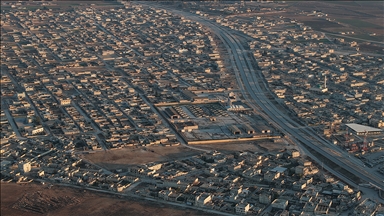 Suriye ordusu, Deyr Hafir'de terör örgütü YPG/SDG'ye yönelik operasyona başladı