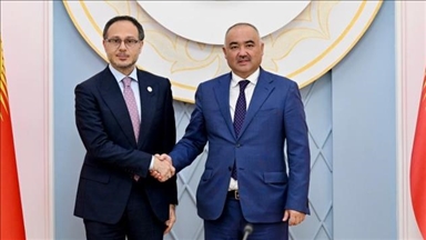 Председатель Меджлиса Кыргызстана принял Генерального секретаря ТЮРКПА