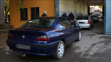 Kosovë, nis zbatimi i ligjeve për targa dhe dokumente