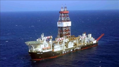 "إيني" الإيطالية تشرع في حفر بئر استكشافية للنفط بخليج سرت الليبي