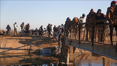 Komek ji terorîstên YPG/HSDê li herêma Dêr Hafir a Helebê çekên xwe danîn û teslîm bûn