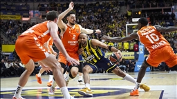 Fenerbahçe Beko, Basketbol Avrupa Ligi'nde Valencia Basket'i 82-79 mağlup etti