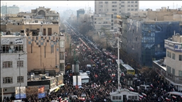 İran'daki protestolar köklü bir değişimin ayak sesleri mi yoksa bir dönüşüm sancısı mı?