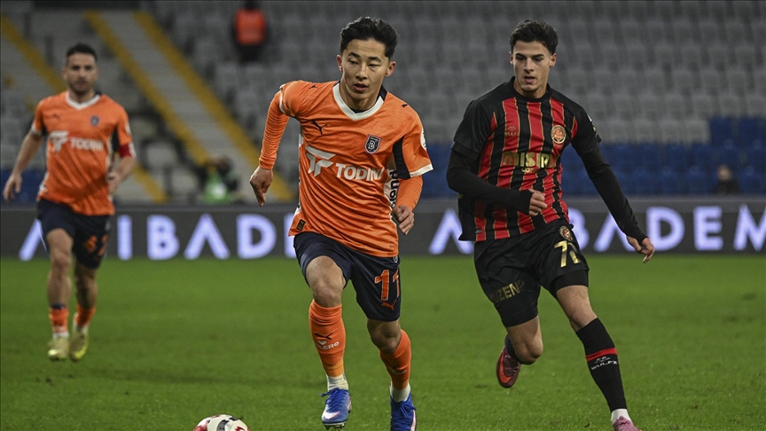 Başakşehir, Trendyol Süper Lig'de Karagümrük'ü 2-1 mağlup etti